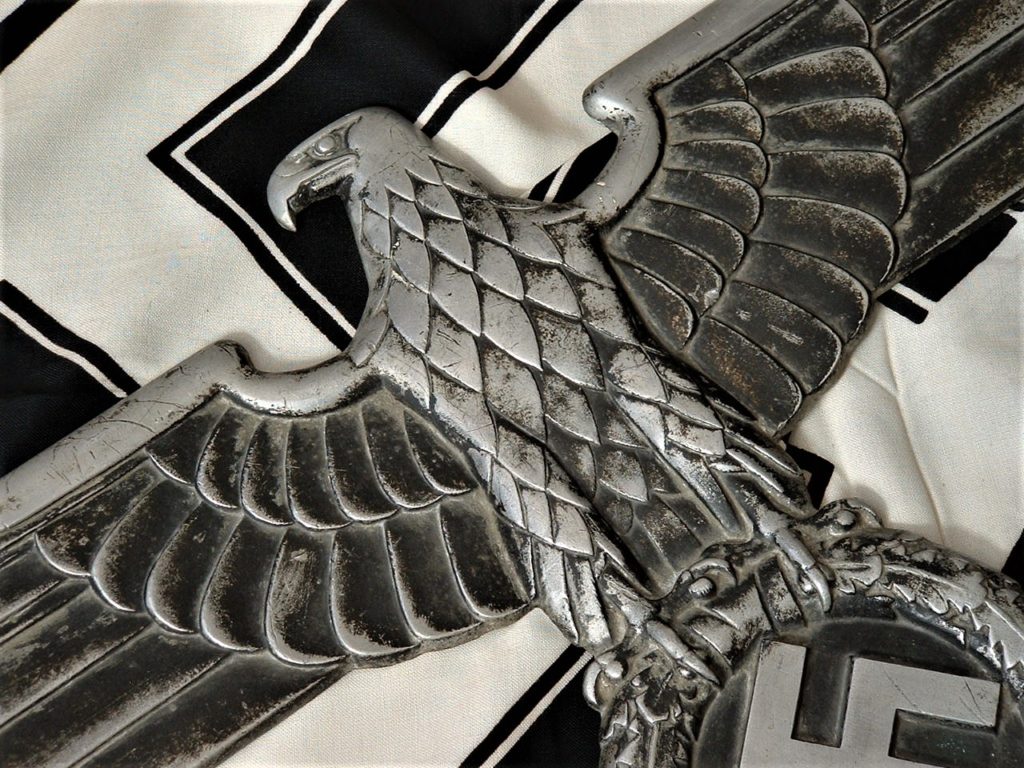 28 Stunning Railroad Eagle - G226 - 2