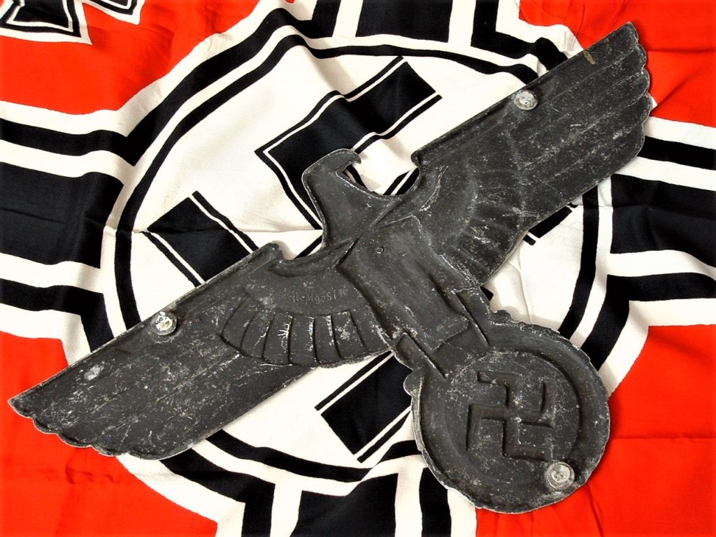 28 Stunning Railroad Eagle - G226 - 6