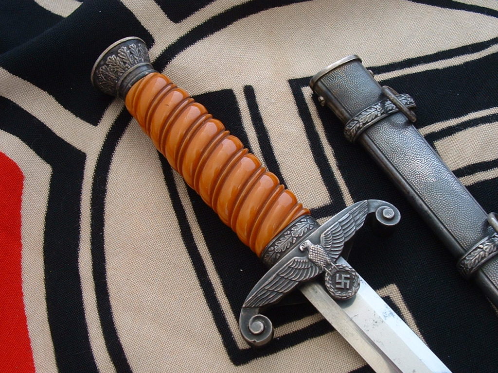 Early Heer Officer's Dagger by Eickhorn - D921 - 4