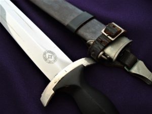 Early M33 SS Dagger by Herder - D922 - 9
