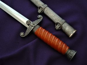 Heer Officer's Dagger by Eickhorn - D925 - 8