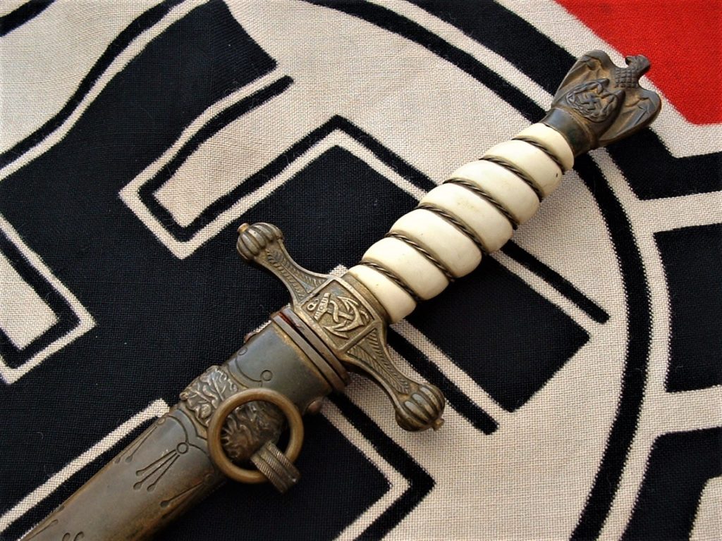 2nd Model Navy Dagger by WKC - D936 - 1