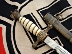 2nd Model Navy Dagger by WKC - D936 - 6