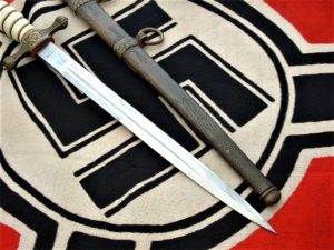 2nd Model Navy Dagger by WKC - D936 - 7