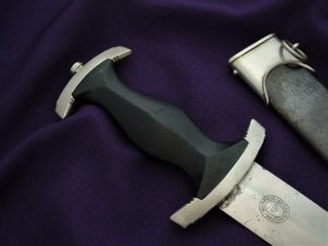 Early SS Dagger by Hammesfahr - D934 - 7