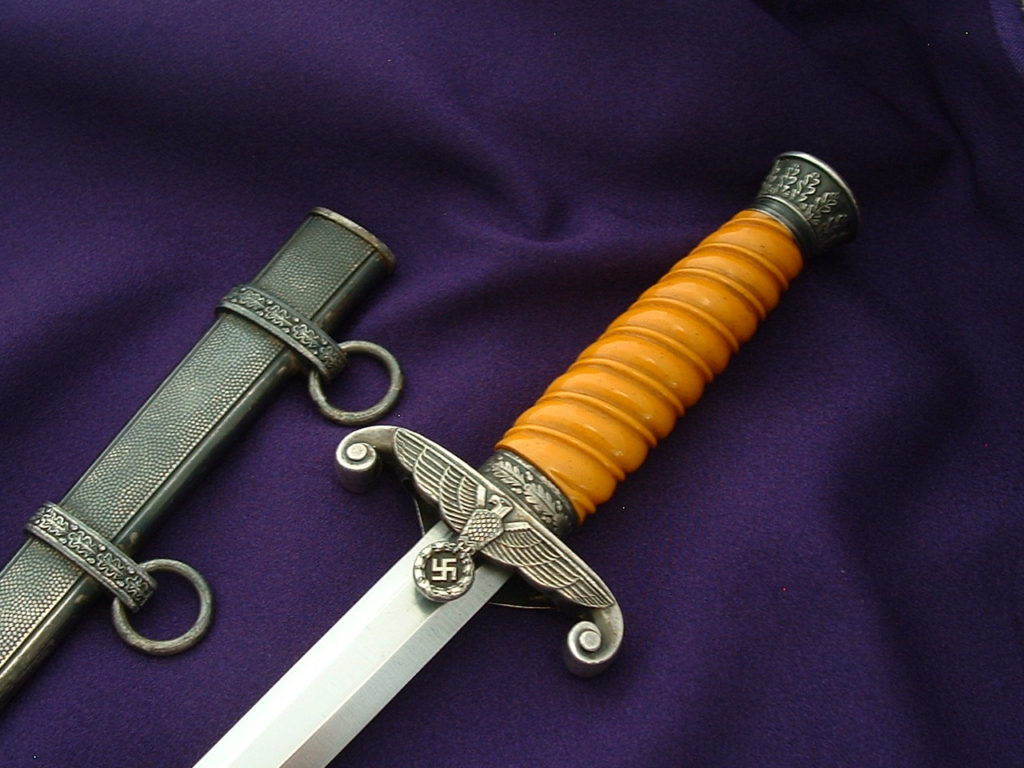 Army Dagger by Kopling - D947 - 3