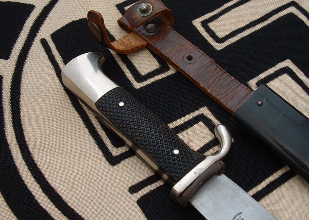 Early HJ Knife by Wingen - D959 - 7