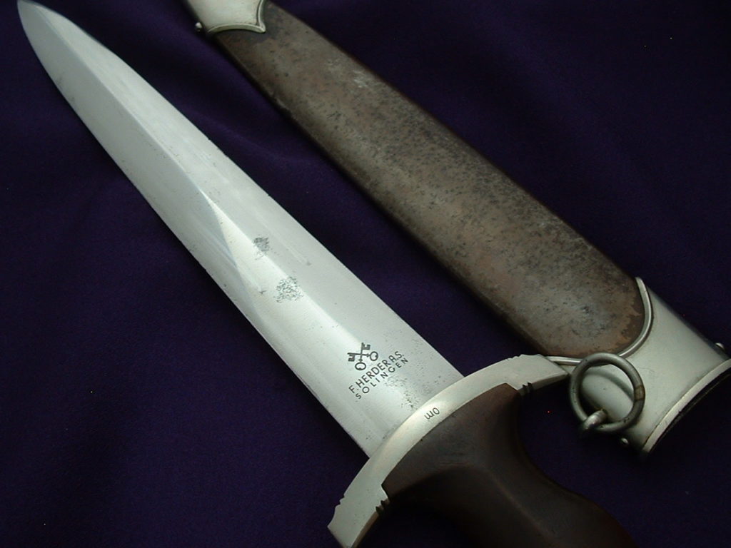 Early SA Dagger by F. Herder - D946 - 11