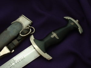 M33 SS Dagger of Erwin Tschentscher - D958 - 2