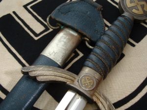 Monogramed Early Fliegerschwert by SMF - D960 - 11