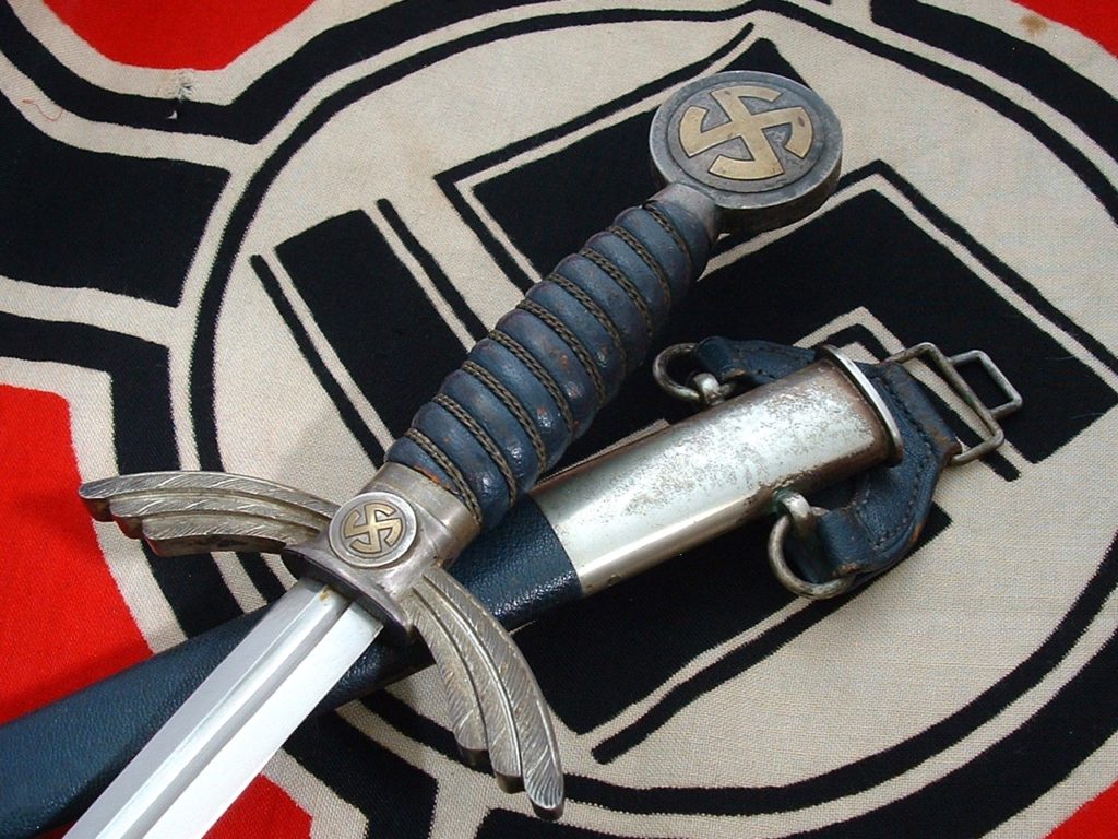 Monogramed Early Fliegerschwert by SMF - D960 - 12