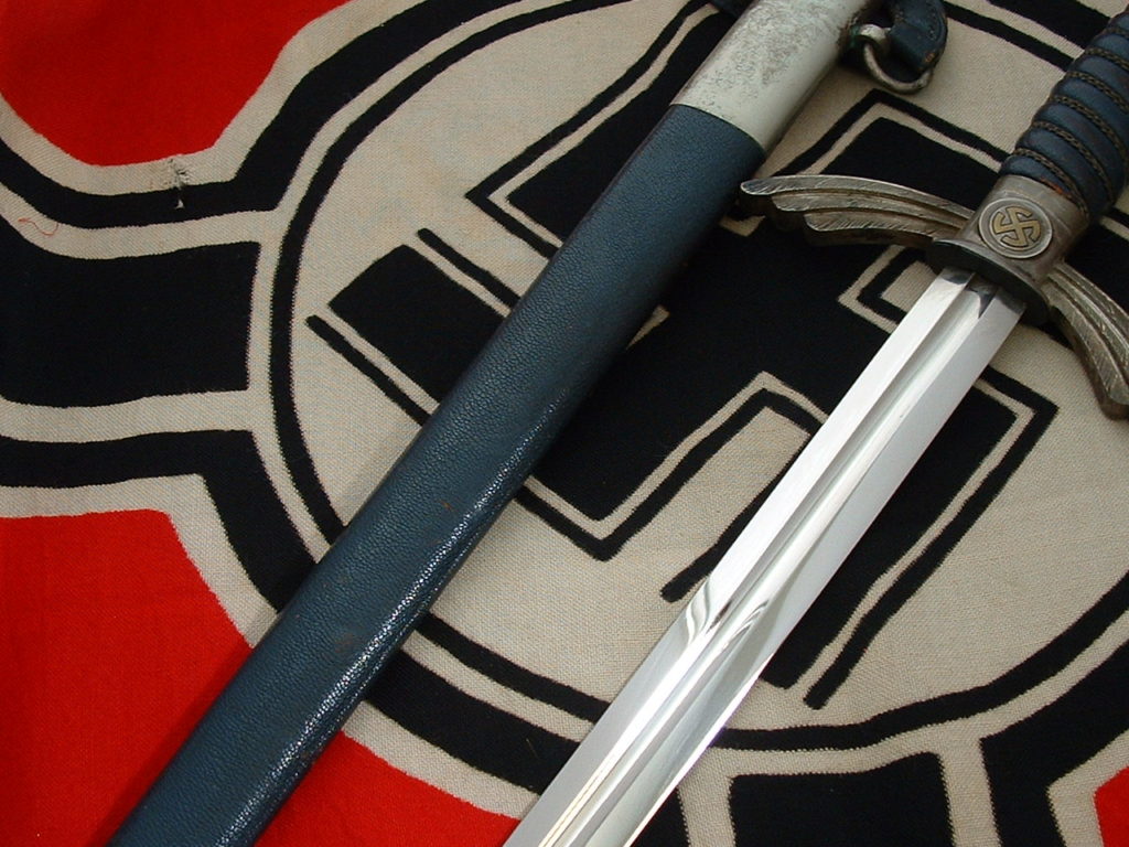 Monogramed Early Fliegerschwert by SMF - D960 - 3