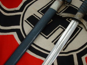 Monogramed Early Fliegerschwert by SMF - D960 - 4