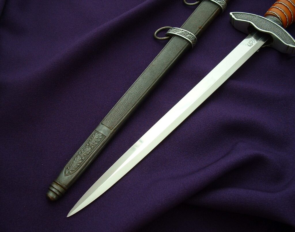 2nd Model Luft Officer's Dagger by WKC - D978 - 6