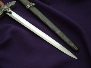2nd Model Luft Officer's Dagger by WKC - D978 - 7