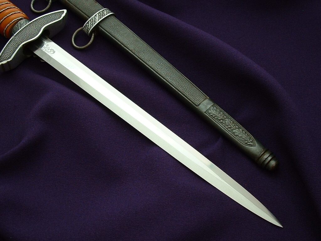 2nd Model Luft Officer's Dagger by WKC - D978 - 8