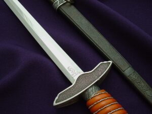 2nd Model Luft Officer's Dagger by WKC - D978 - 9