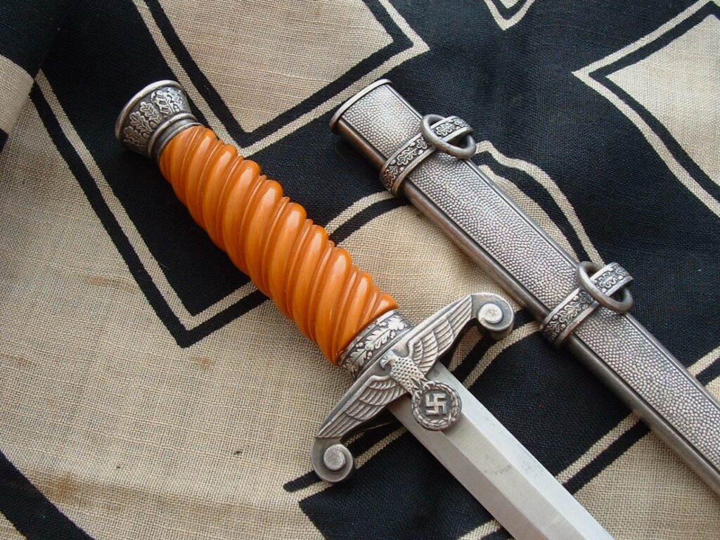 Early Rare Maker Army Officer's Dagger by Luneschloss - D977 - 6