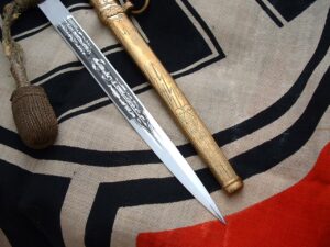 3rd Reich Kriegsmarine Dagger by Eickhorn - D985 - 5