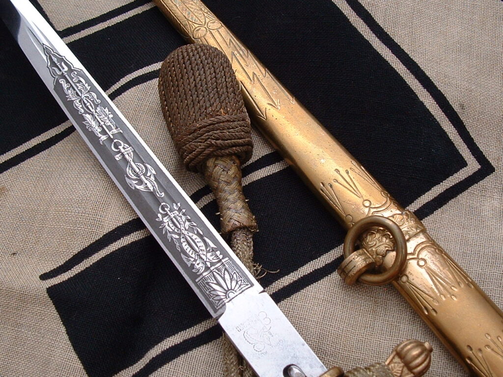 3rd Reich Kriegsmarine Dagger by Eickhorn - D985 - 8