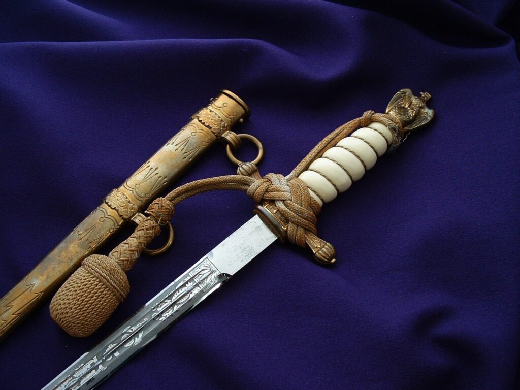 3rd Reich Kriegsmarine Dagger by Eickhorn - D992 - 1