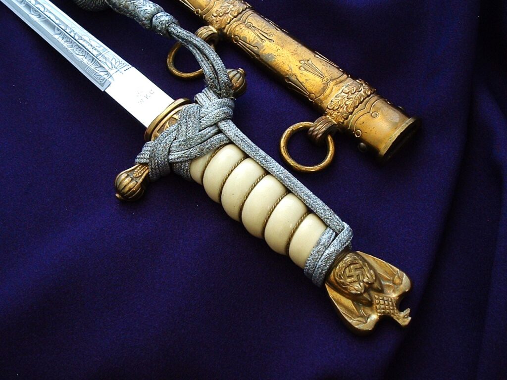 3rd Reich Navy Dagger by WKC - D988 - 11