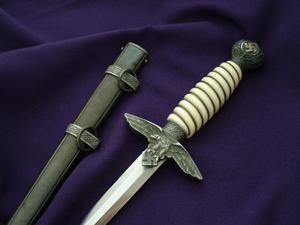 Luftwaffe Officer's Dagger by Alcoso - D981 - 1