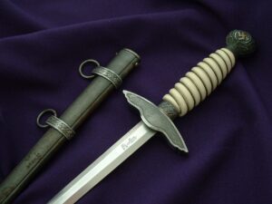 Luftwaffe Officer's Dagger by Alcoso - D981 - 2