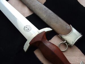 Early Stormtrooper's Dagger by Heller - D997 - 12