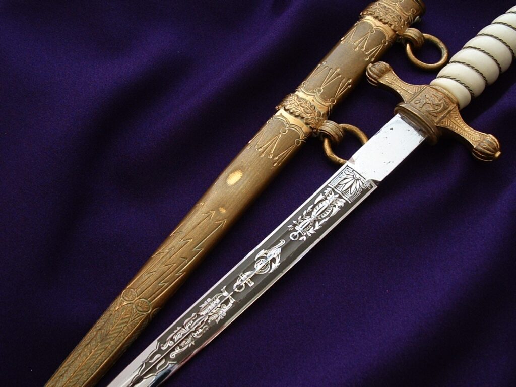 3rd Reich Navy Dagger by Eickhorn - D1001 - 4