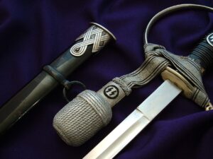Early SS Ehredegen - D1000 - 13