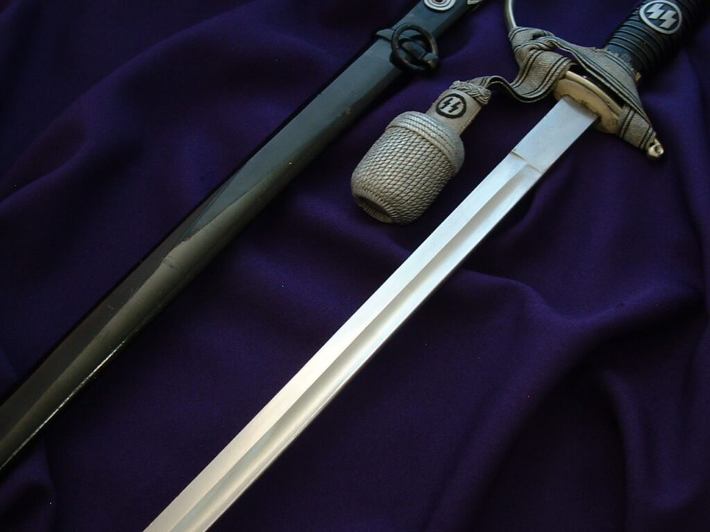 Early SS Ehredegen - D1000 - 8
