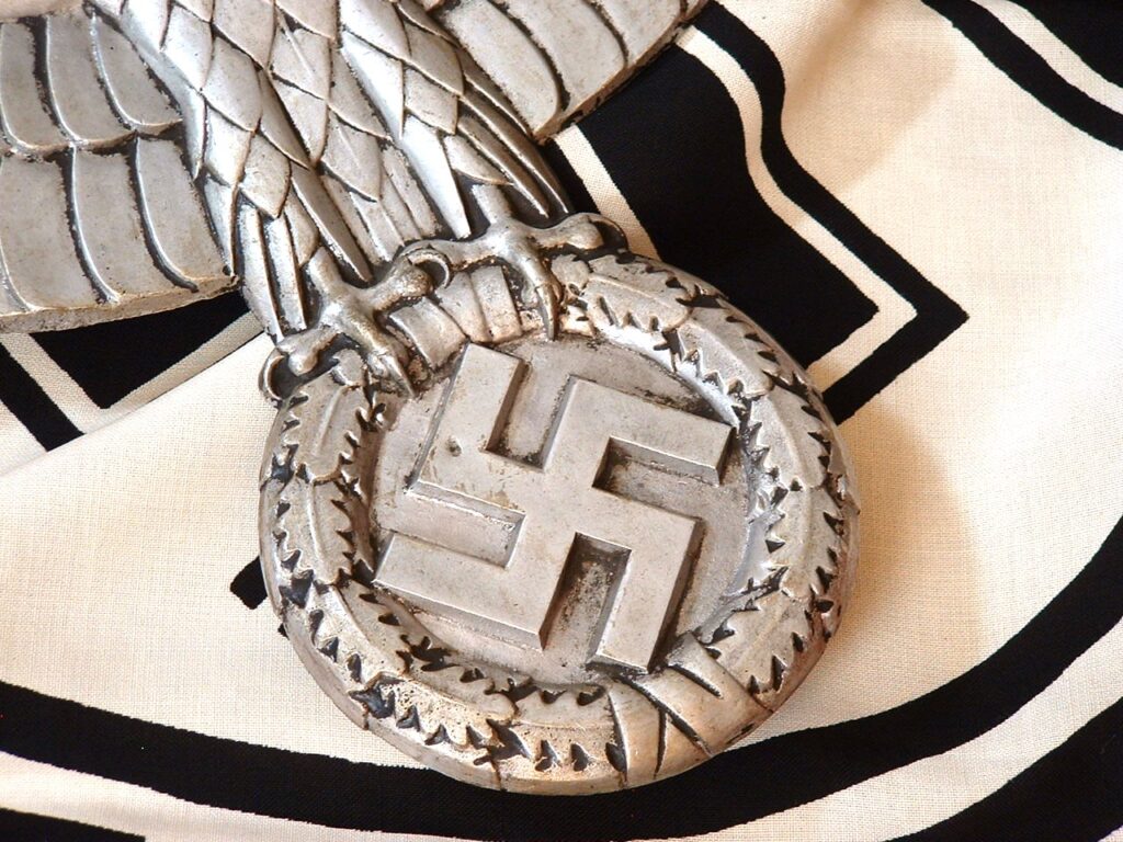 27 Railroad Eagle by Pinter - G238 - 11