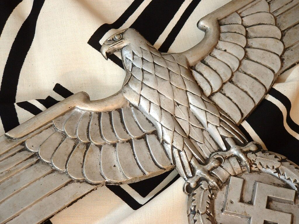 27 Railroad Eagle by Pinter - G238 - 3