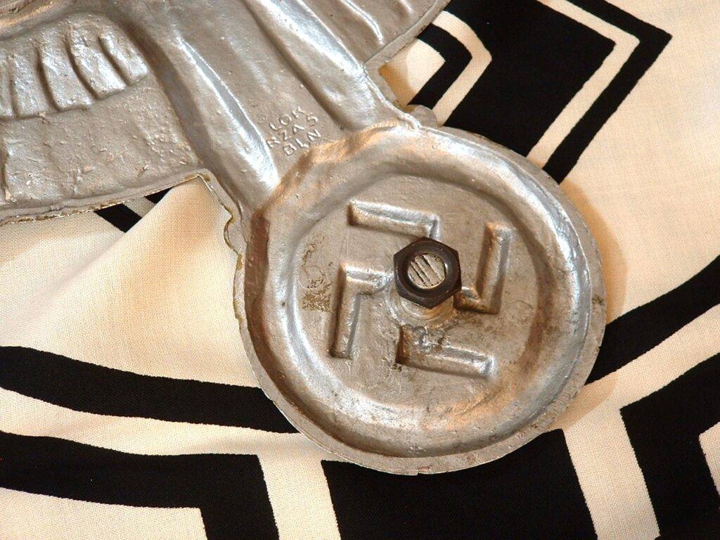 27 Railroad Eagle by Pinter - G238 - 9