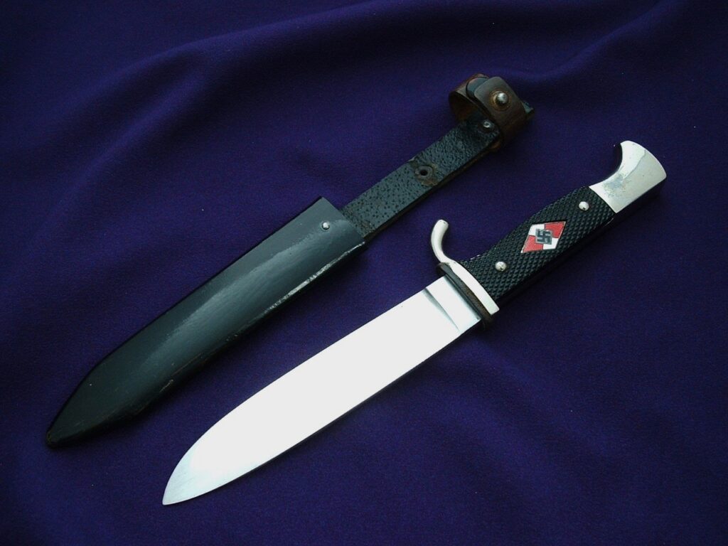 Hitler Youth Knife - D1020 - 1