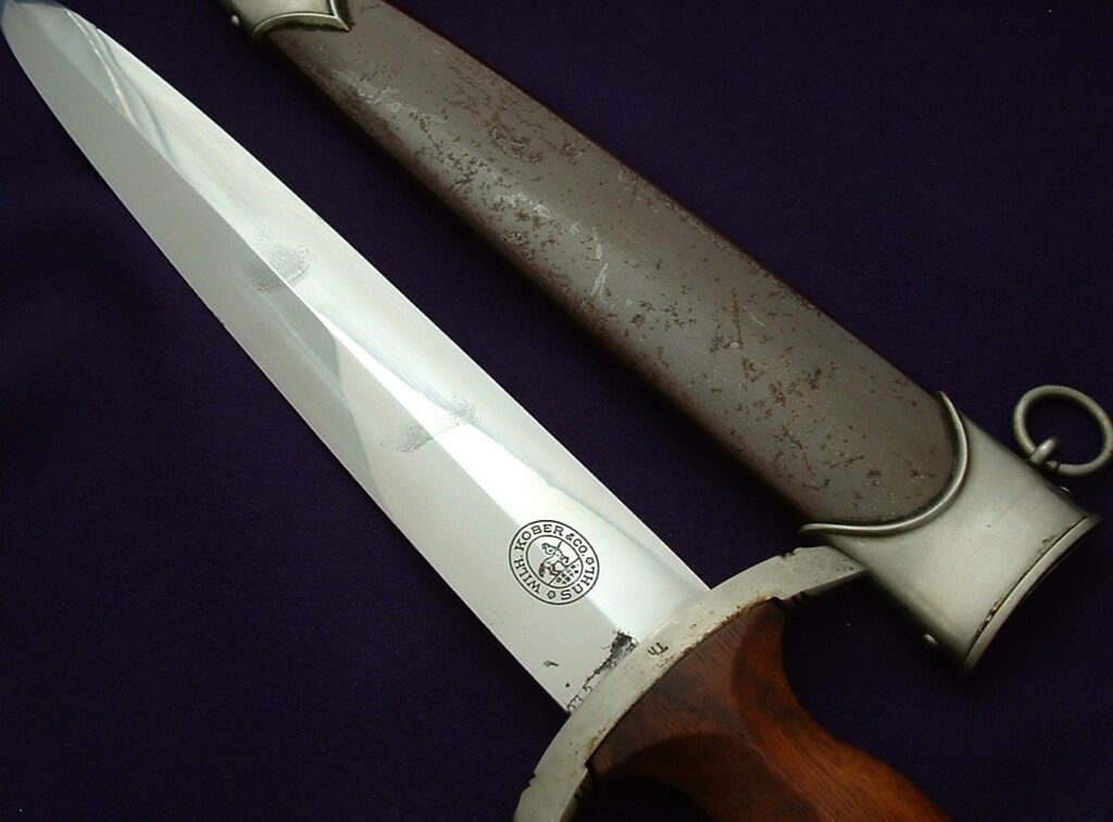 Stormtrooper's Dagger by Kober - D1024 - 12