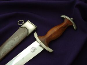 Stormtrooper's Dagger by Kober - D1024 - 4