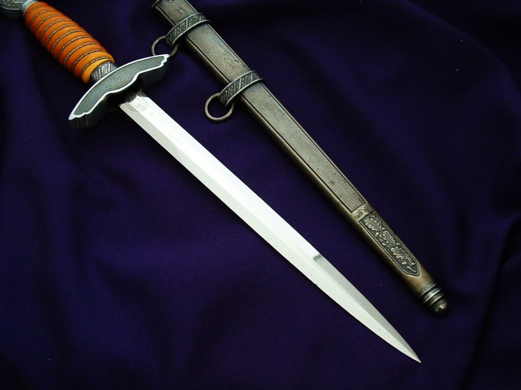 Luftwaffe Officer’s Dagger by Weyersberg - D1045 - 9