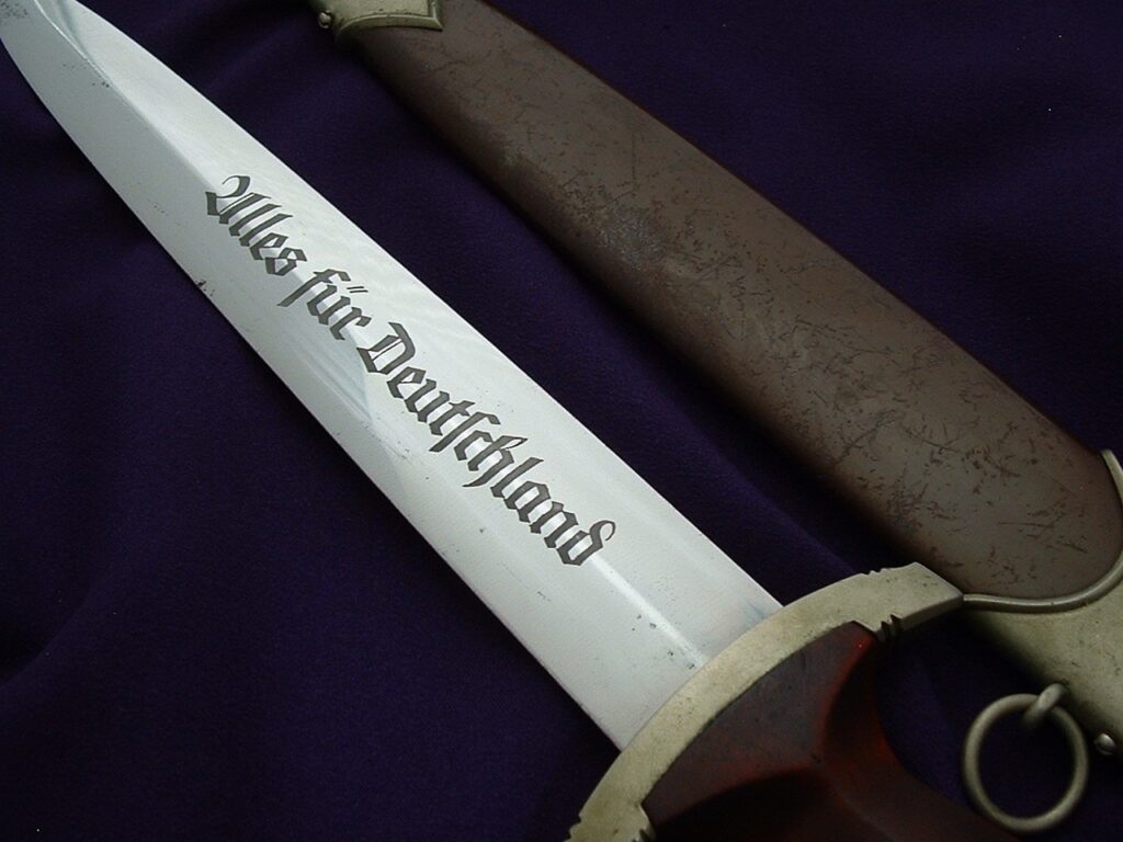 Early Stormtrooper's Dagger by Lauterjung - D1055 - 11