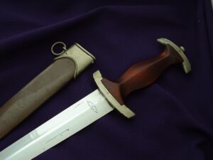 Early Stormtrooper's Dagger by Lauterjung - D1055 - 3