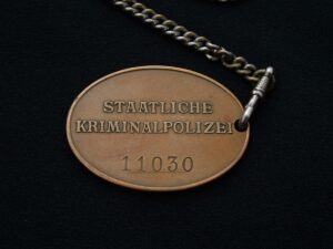 Kriminal Polizei Identification Disc - G242 - 4