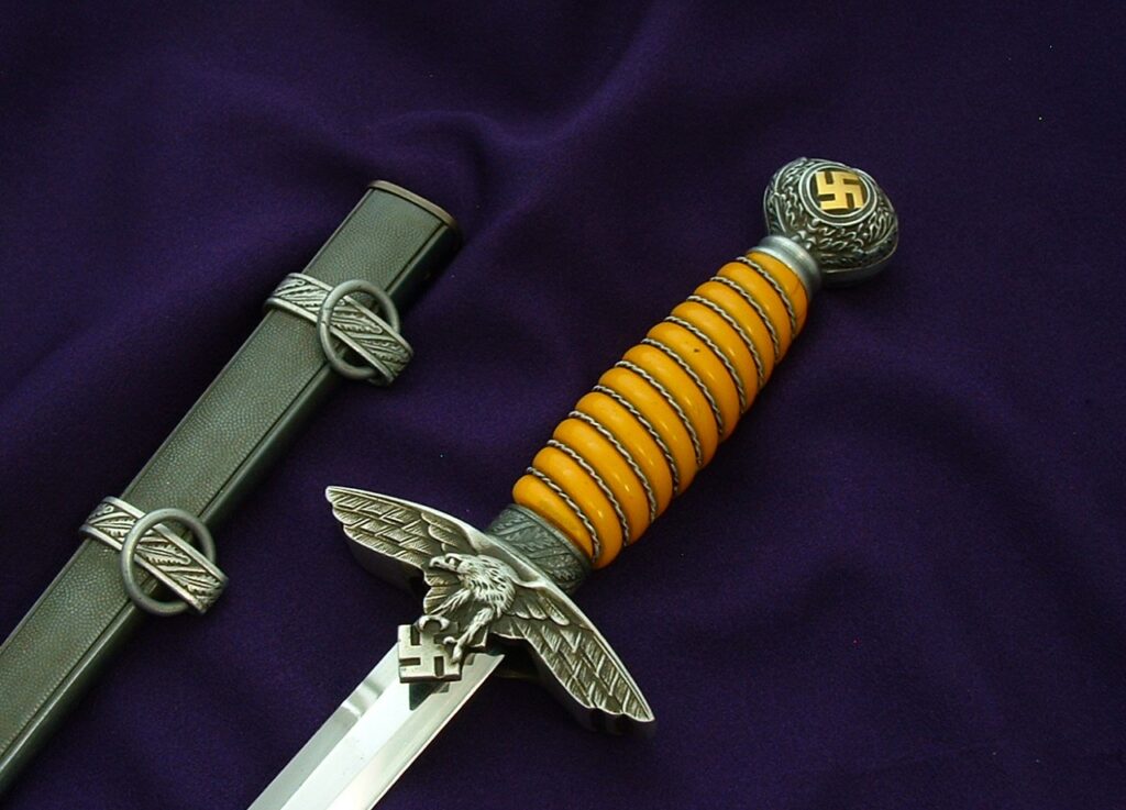 2nd Model Luftwaffe Officer's Dagger by SMF - D1071 - 1
