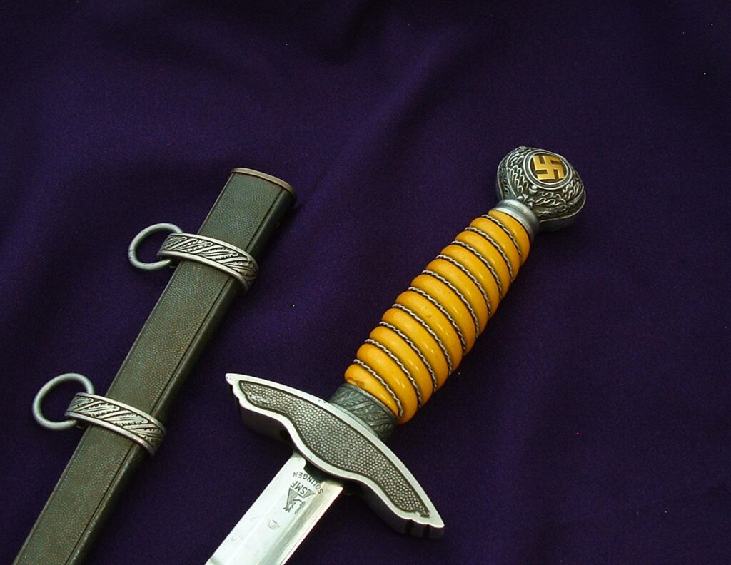 2nd Model Luftwaffe Officer's Dagger by SMF - D1071 - 2