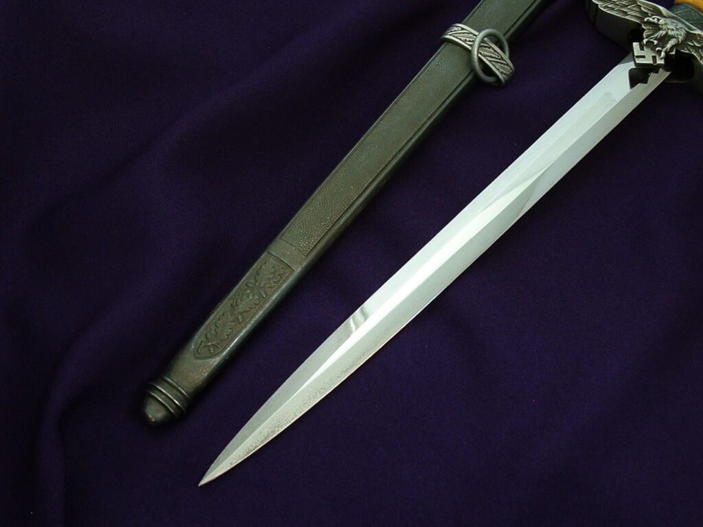 2nd Model Luftwaffe Officer's Dagger by SMF - D1071 - 5