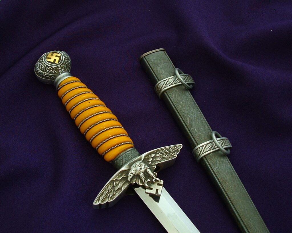 2nd Model Luftwaffe Officer's Dagger by SMF - D1071 - 7