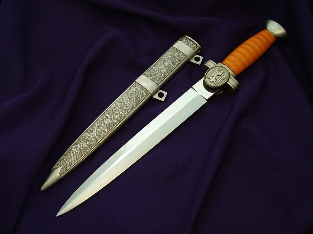 Mint Social Welfare Officer's Dagger - 1