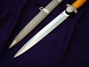 Mint Social Welfare Officer's Dagger - 4