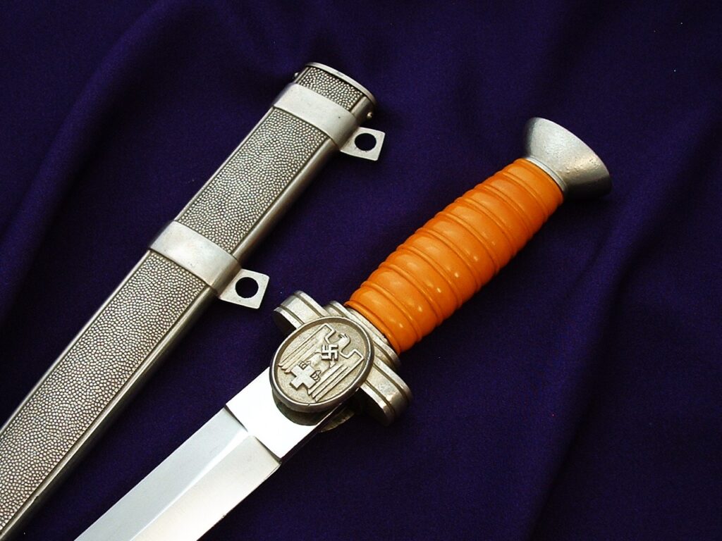 Mint Social Welfare Officer's Dagger - 5