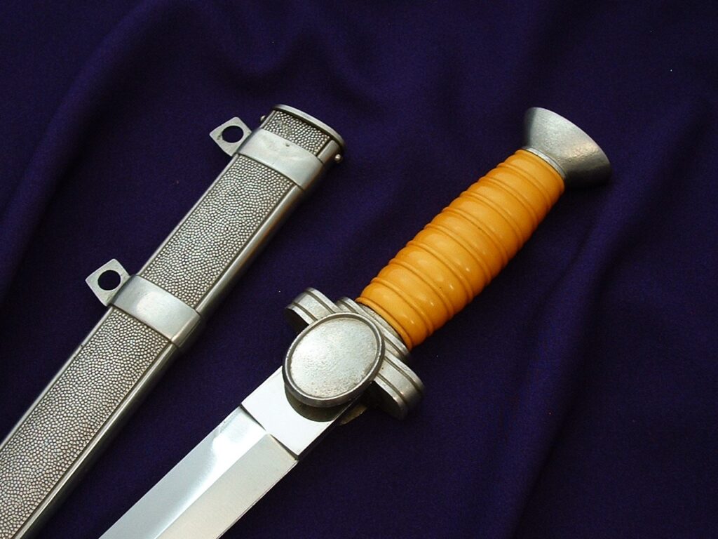 Mint Social Welfare Officer's Dagger - 6